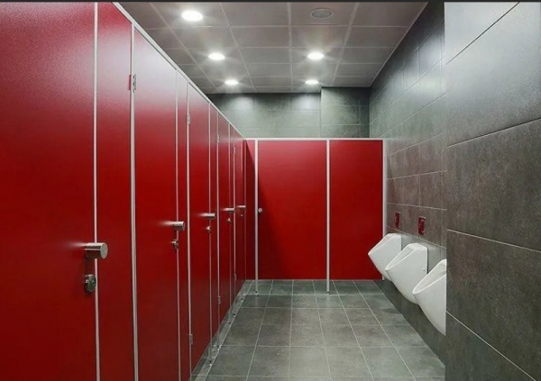 
Министерство просвещения запретило перегородки в школьных туалетах 