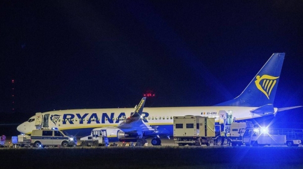 
Польша и Литва введут санкции против Германии за посадку самолёта Ryanair 